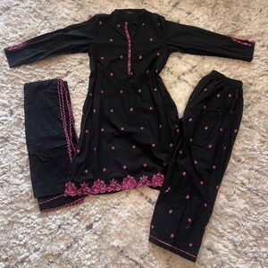 S SAYA Pink on Black Embroidered 3pcs Southasian Pakistani Indian Set